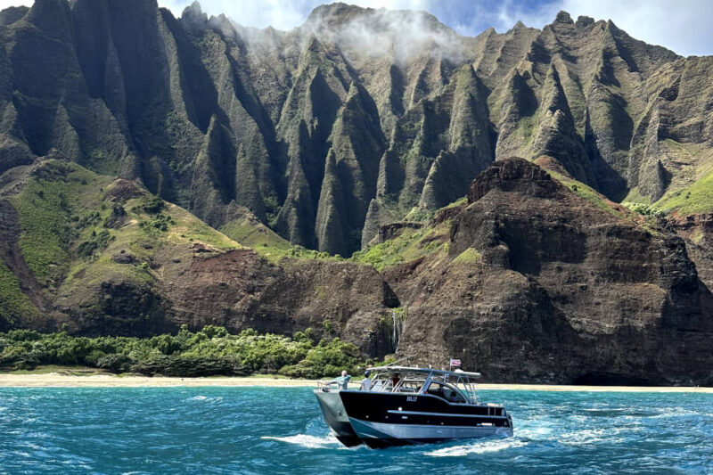 Unique Experiences That Make A Kauai Catamaran Tour With Makana Charters Unforgettable